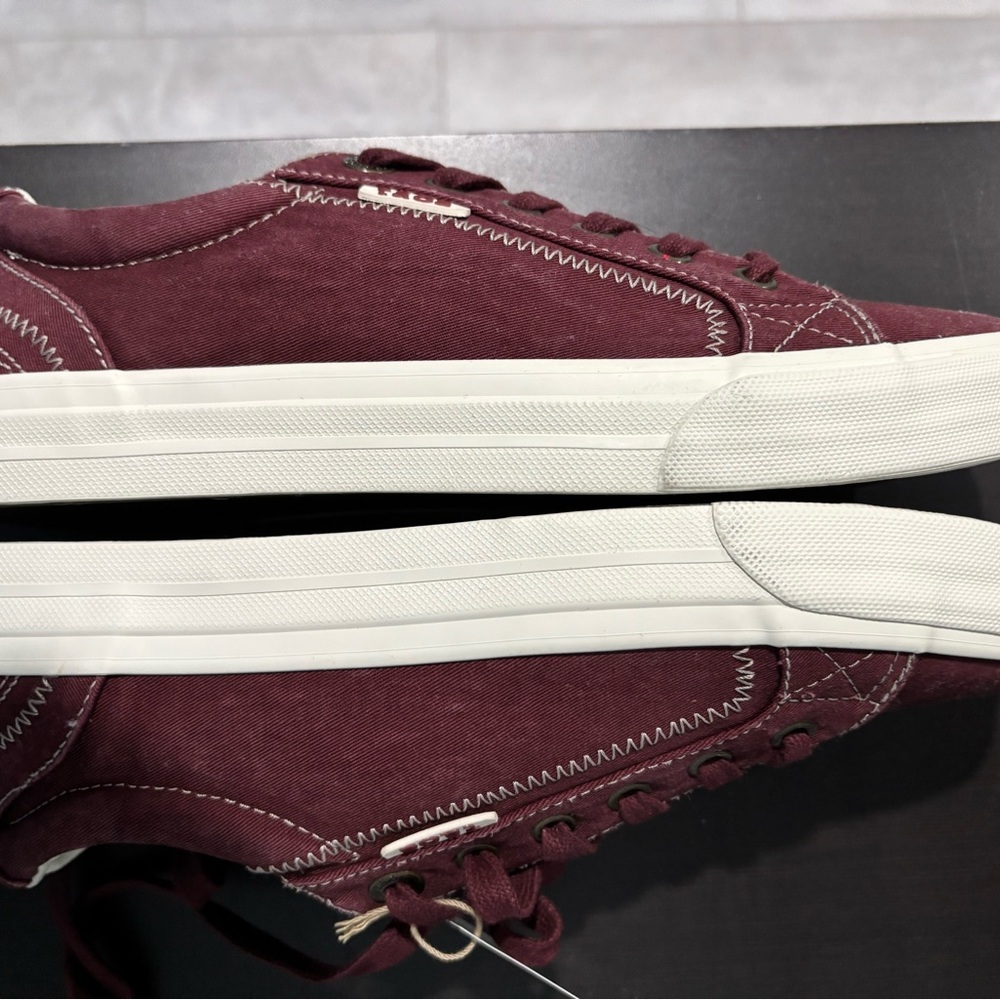 Taos Women’s Plim Soul Burgundy Sneakers – Size 9 – Comfortable & Stylish - Picture 4 of 6